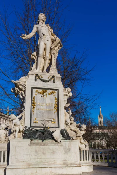 Pomnik Mozarta w Wiedniu Austria — Zdjęcie stockowe