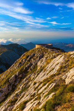 Lovcen Dağları Milli Parkı batımında - Karadağ