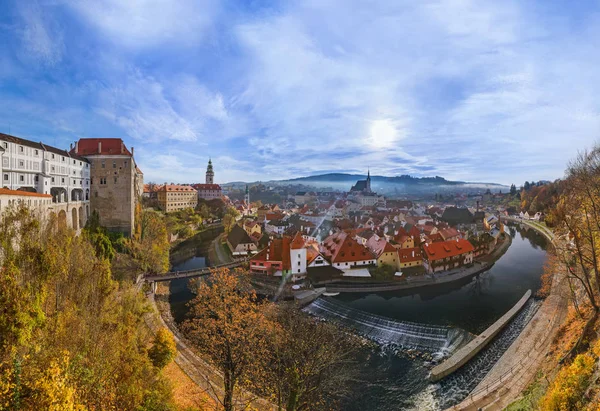 Cesky Krumlov paysage urbain en République tchèque — Photo