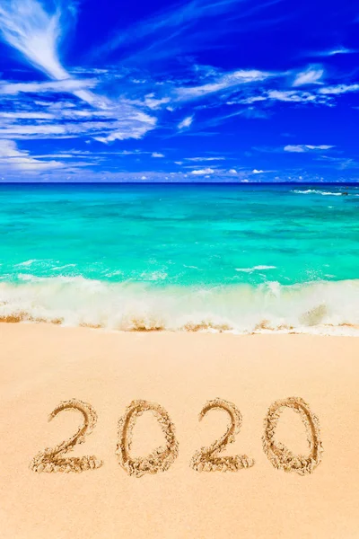 Números 2020 na praia — Fotografia de Stock
