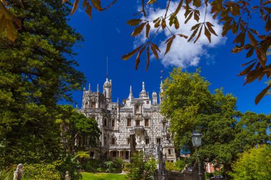 Quinta da Regaleira Şatosu - Sintra Portekiz