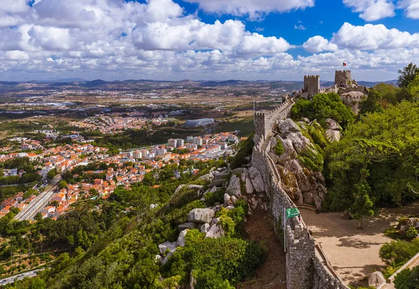 Мавританського замок в місті Sintra - Португалія — стокове фото