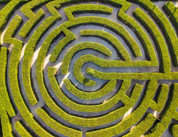Labyrinth aus Büschen im botanischen Park - ayia napa zypern — Stockfoto