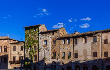 San Gimignano Ortaçağ kenti Toskana İtalya