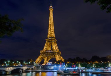 Paris 'teki Eyfel Kulesi Fransa