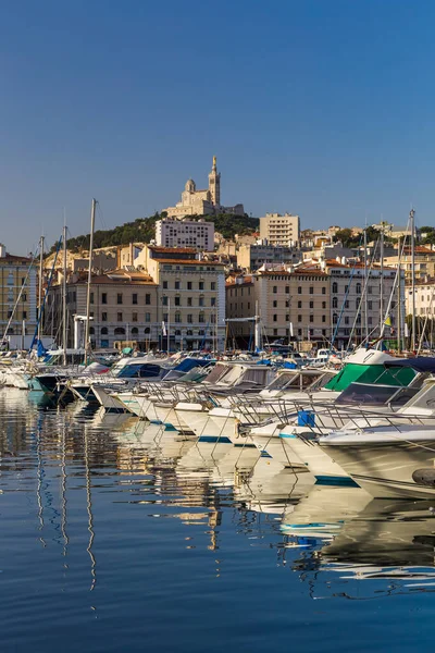 Gamla Hamnen Och Basilikan Notre Dame Marseille Frankrike Resor Och — Stockfoto