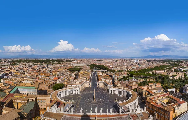 バチカン市国 ローマ イタリア 建築背景のサン ピエトロ寺院から見る — ストック写真