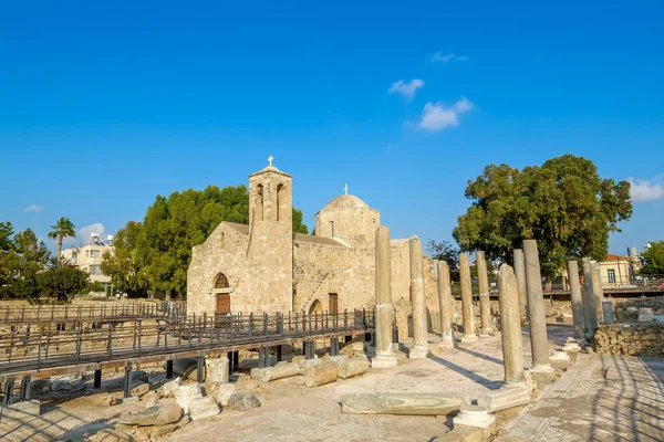 Ancient Ayia Kyriaki Chrysopolitissa Church at Paphos, Cyprus. — Stock Photo, Image