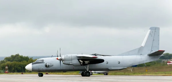 Aeronaves turbojato de transporte militar — Fotografia de Stock