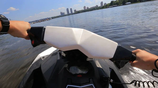 Jet Ski sürücü