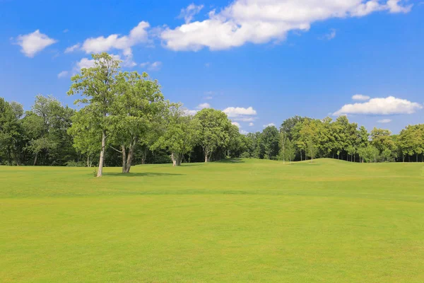 Prachtige golfbaan — Stockfoto