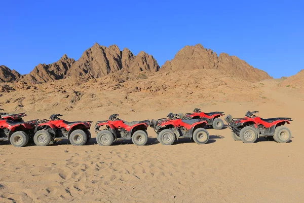 ATV nel deserto — Foto Stock
