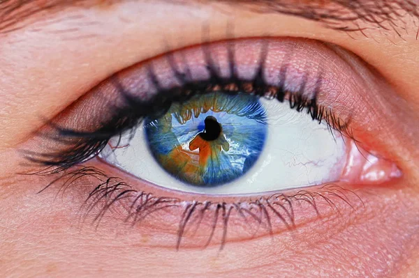 Caucasian Female Eye Close — Stock Photo, Image