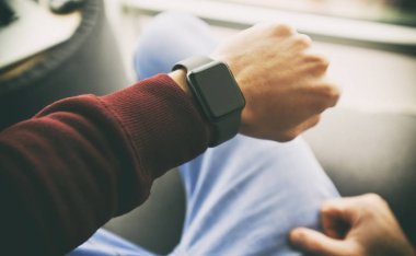 Adam akıllı onun nöbetlere arıyor