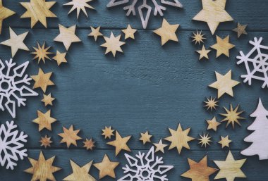 Küçük ahşap döşemeleri olan güzel bir Noel arkaplanı.