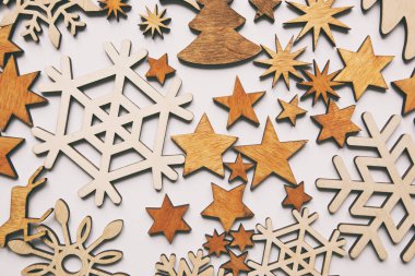 Bir sürü küçük ahşap kaplamalı güzel Noel arkaplanı.