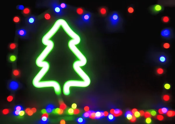 Der schöne verschwommene weihnachtliche Hintergrund mit viel Farbe — Stockfoto