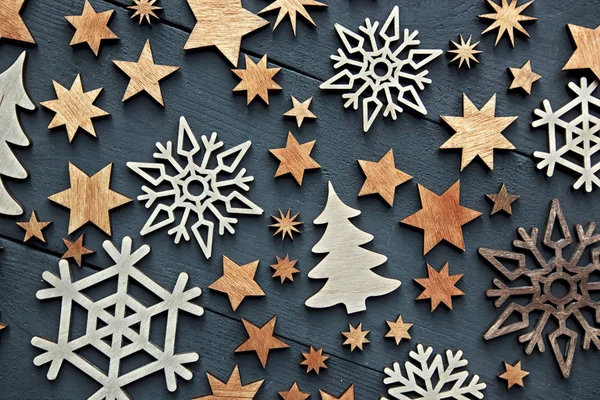 Krásné vánoční pozadí se spoustou malých dřevěných výparů — Stock fotografie