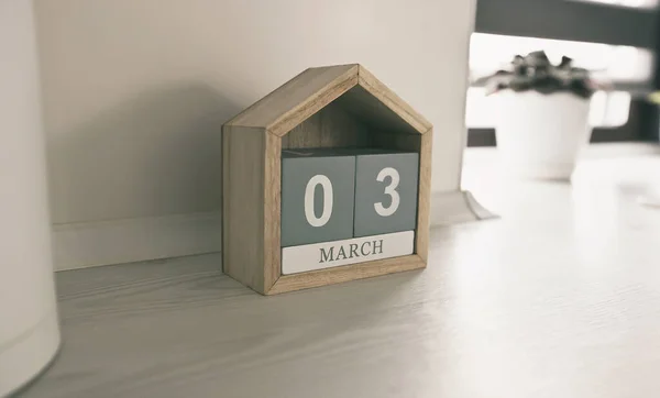 Kalendář Vyrobený Dřevěných Bloků Stole Kuchyni — Stock fotografie