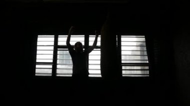 Onun şans ile mutlu atletidir. Boksör eğitimden sonra onun başarı sevinir. Sonra adam ellerini muzaffer Cry kaldırdı