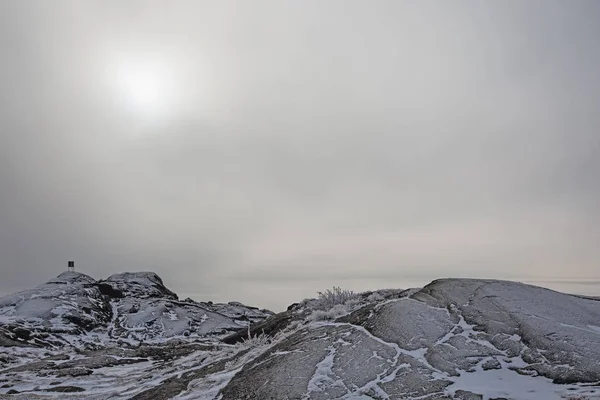 Paisagem de inverno nebulosa — Fotografia de Stock