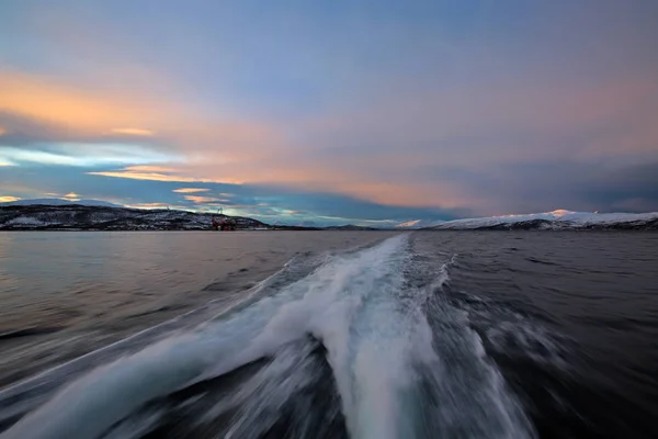 Norte da Noruega nascer do sol — Fotografia de Stock