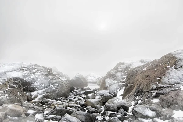 Niebla paisaje de invierno — Foto de Stock