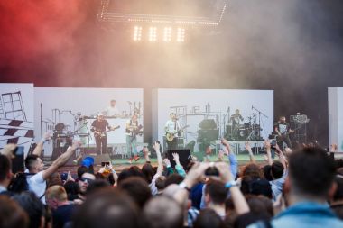 Konser görüşme eğlenceli canlı açık hava etkinliği