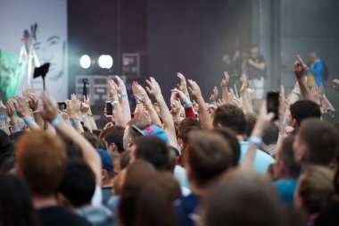 Konser görüşme eğlenceli canlı açık hava etkinliği