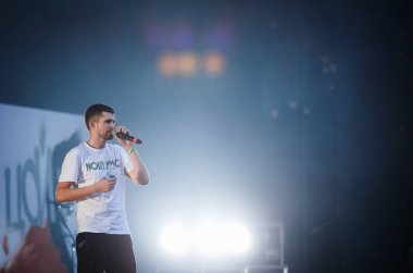 Noize MC rap ve rock şarkıcısı oynamak açık hava konseri