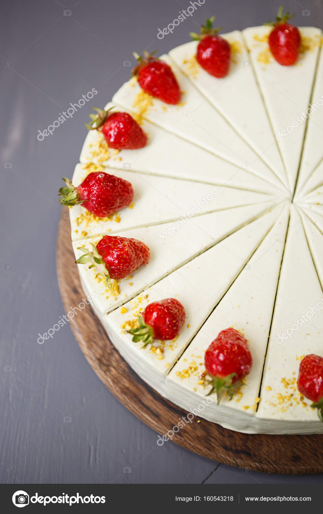 Çilek Kremalı Kek Çilek Kremalı Kek