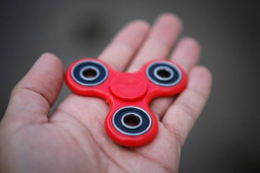 Modern parmak spinner topluca oyuncak