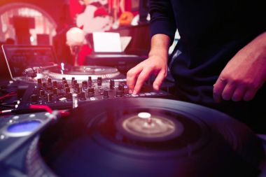 Profesyonel dj pikap vinil kayıtları oyuncu