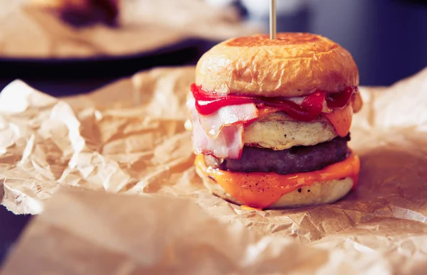 Hamburger in fast food restaurant — Stock Image Hamburger in fast food restaurant Stock Image