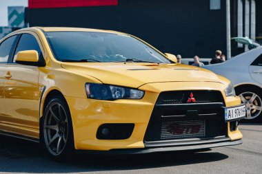 Akortlu Japon arabalı JDM araba fuarı