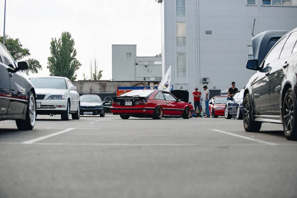 JDM espectáculo de coches con coches de deriva japonés sintonizado — Foto de Stock