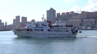 İtalya Ceneviz 'de turistik tekne