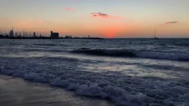 Dubai, güzel sahil karınca gün batımı. Doğa, seyahat