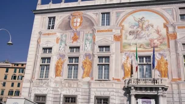 意大利 日内瓦 2019年5月1日 热那亚的圣乔治银行或圣乔治银行 欧洲最古老的银行之一 旧城区的著名古建筑 热那亚观光城 — 图库视频影像