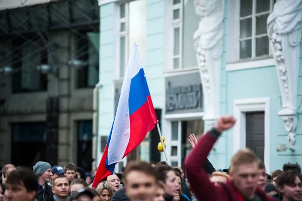 2017 - OUTUBRO 7, Rússia Moscou: multidão de manifestantes — Fotografia de Stock