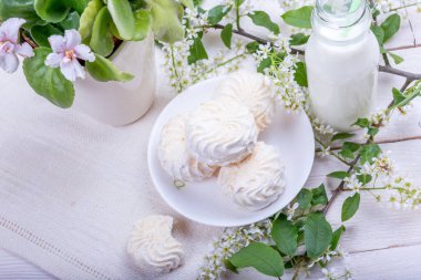 Natürmort marshmallow ile.