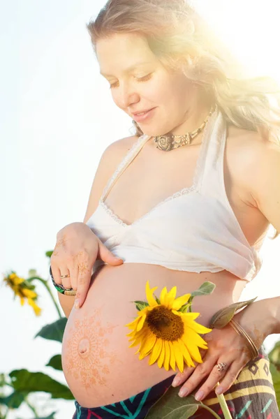Pregnant Woman with Bodyart Royalty Free Stock Images