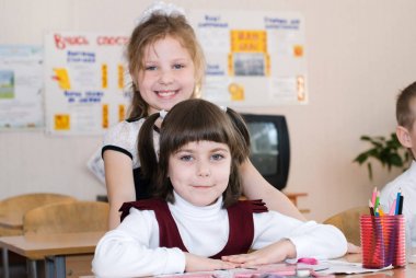 Eğitim kavramı - öğrenciler sınıfta