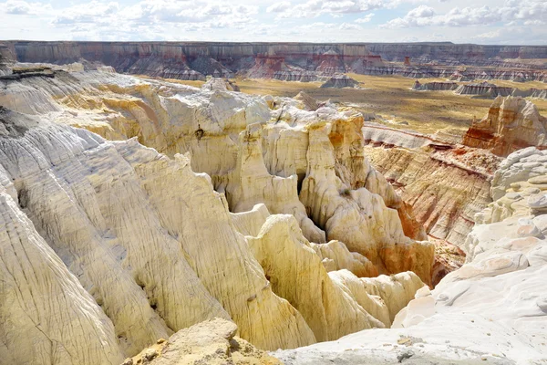 Sandstone hoodoos in Coal Mine Canyon — ストック写真