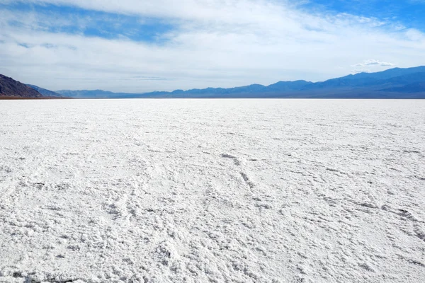 Corteza salina en Badwater Basin — Foto de Stock