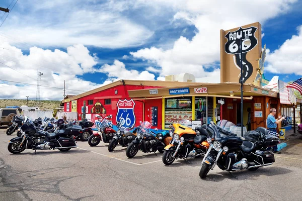 Route 66 decorações em Seligman — Fotografia de Stock