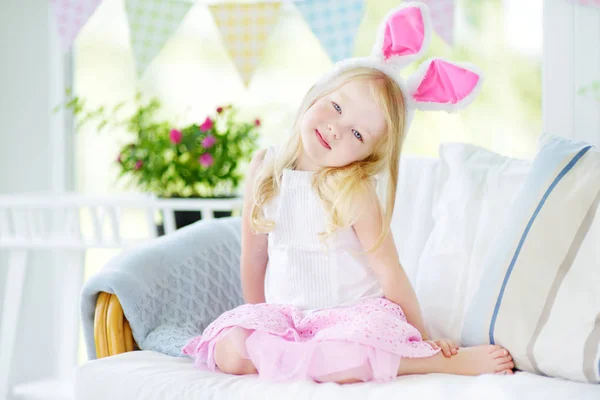 Little girl wearing bunny ears — Stock Photo, Image