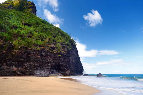 Hanakapiai beach, Kauai — Stock Photo, Image