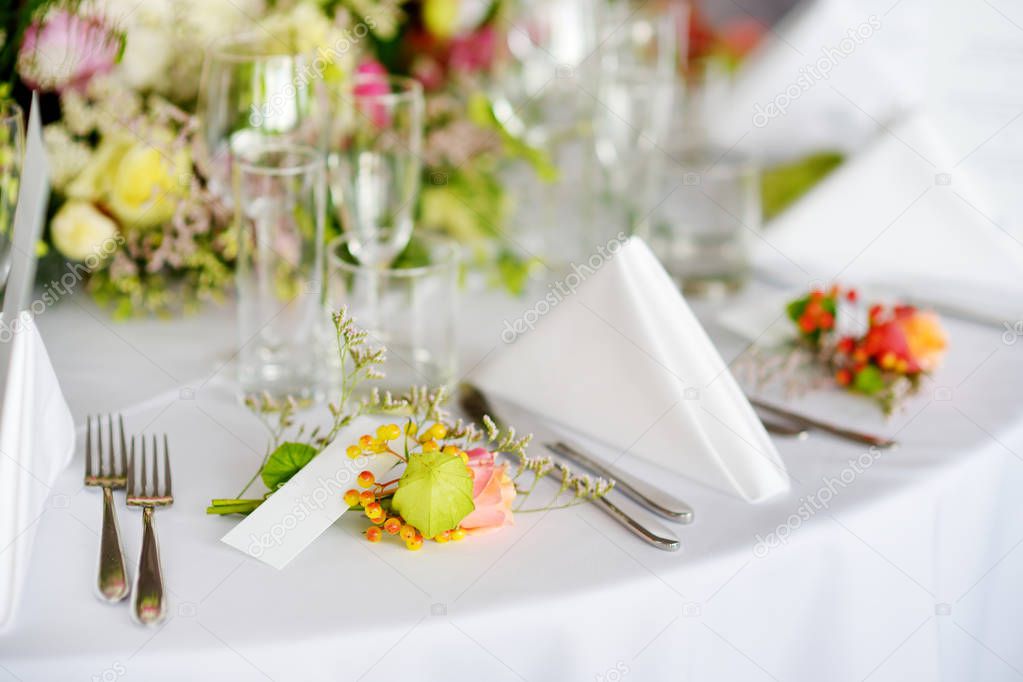 Beautiful table setting 