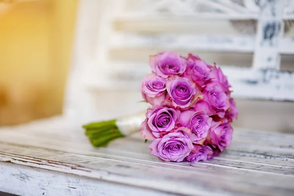 Mooie roze bruids boeket — Stockfoto